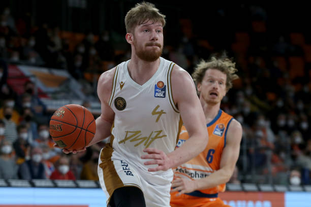 的崛起不仅 的崛起不仅